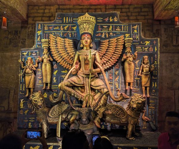 Visit Pandals in Kolkata Durga Puja